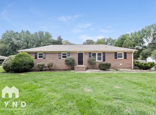 6008 Potter Rd, Matthews, NC 28104