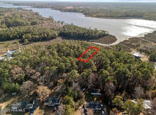 227 Youpon Drive, Hubert, NC 28539