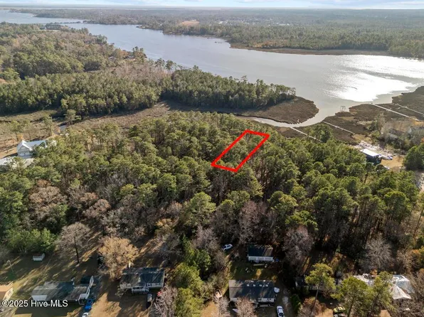 227 Youpon Dr Lot 12, Hubert, NC 28539