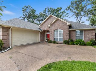 5727 Nicholson Dr, Tyler, TX 75707