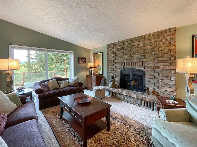 590 Ridge View Dr — Photo 7