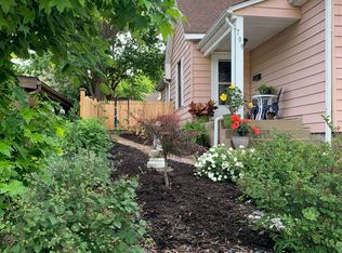 709 N 7th St, Saint Charles, MO 63301