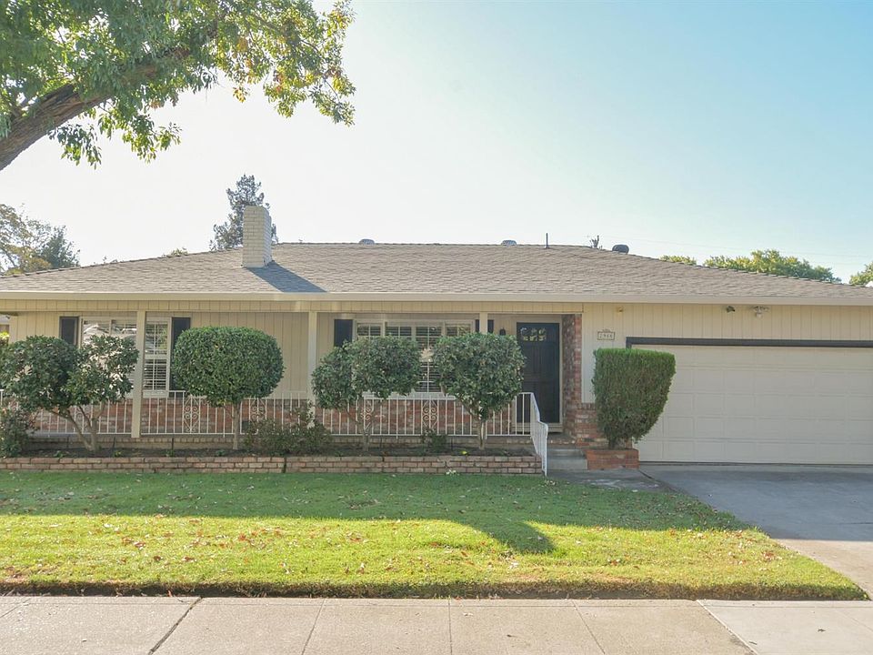 1st image of 2980 Oxford Way