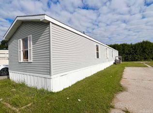 1401 N 23rd St, Escanaba, MI 49829