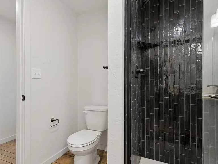 Brand new apartments in downtown Springfield! — Photo 88