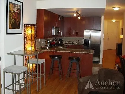 Rented by Anchor Associates | media 34