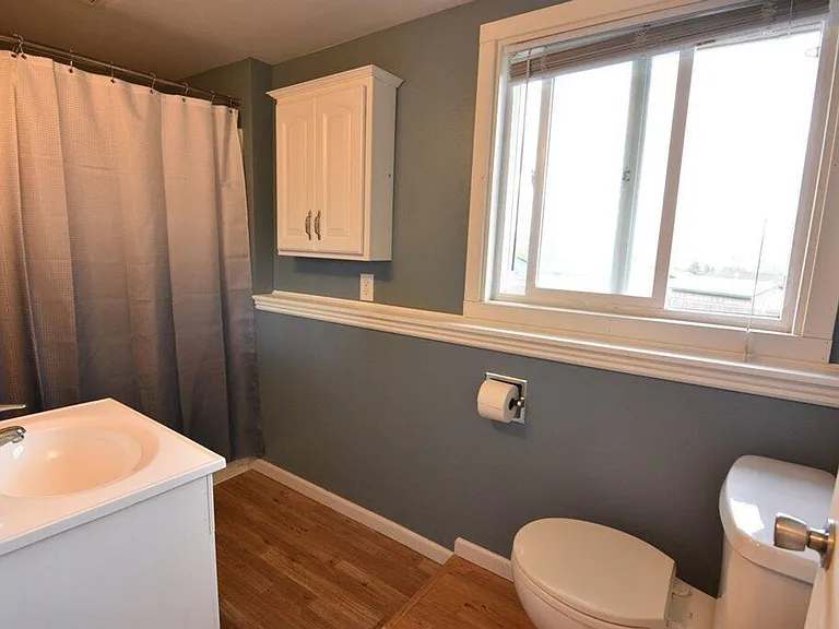 222 Ridgeway Dr — Photo 4