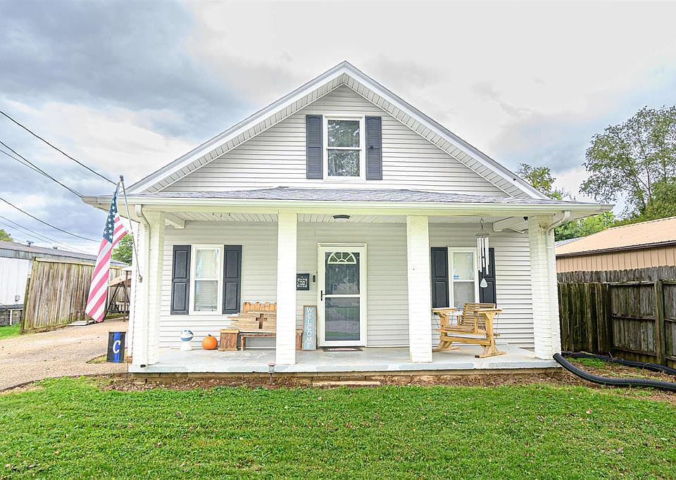 1st image of 1406 Rose Ave