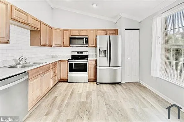 1601 Berry Rose Ct — Photo 7