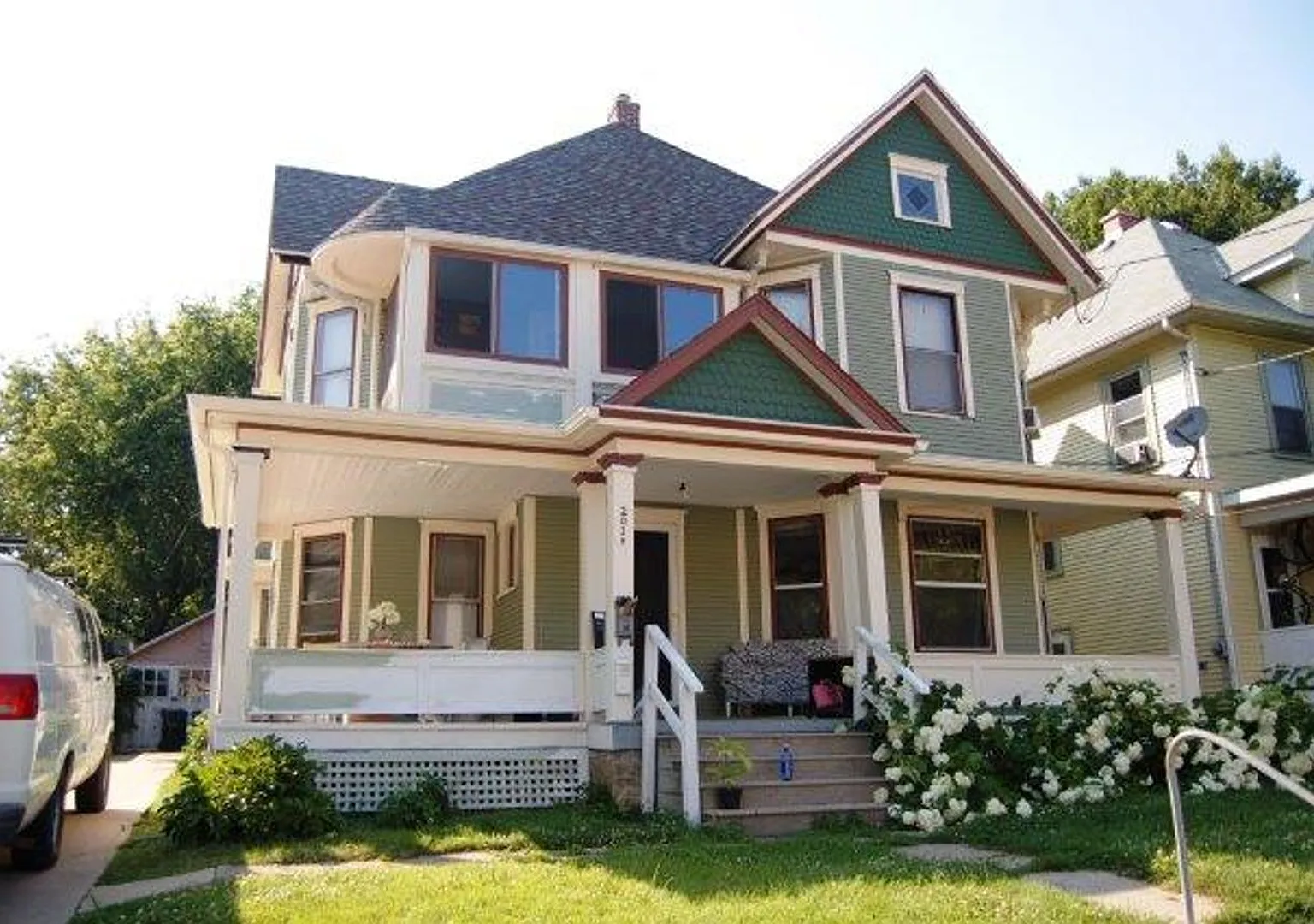 2034 Rusk Street — Photo 1