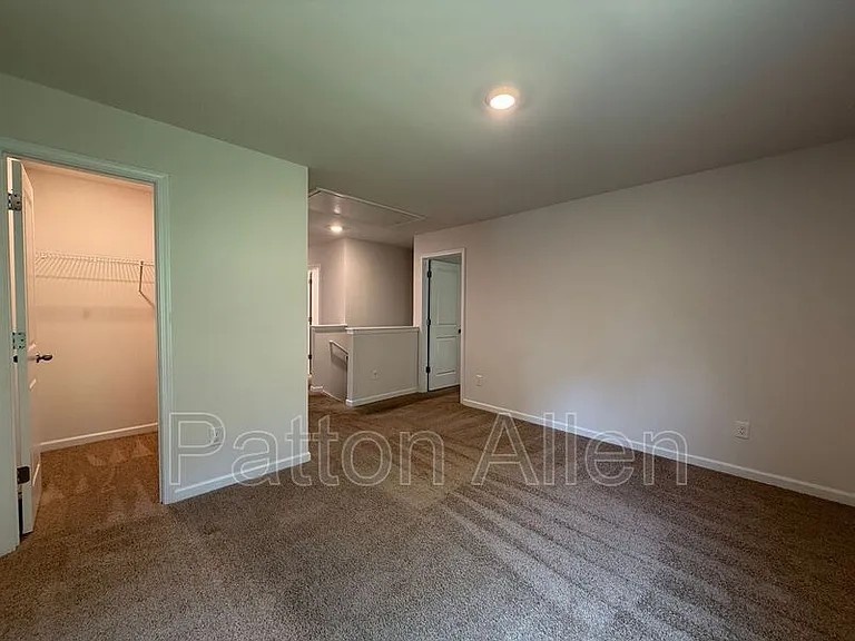 138 Marathon Ln — Photo 11