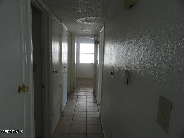 712 Arredondo Dr — Photo 8
