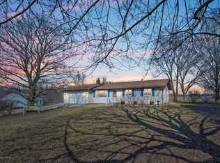 16711 S Bauer Rd, Grand Ledge, MI 48837