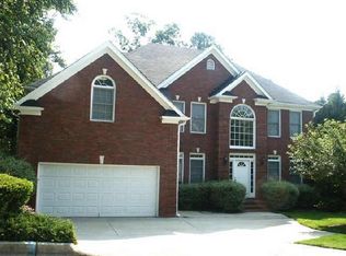 810 Glen Royal Dr, Roswell, GA