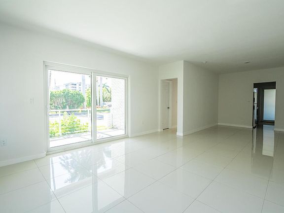 5th image of 1185 98th St #1-1-1185
