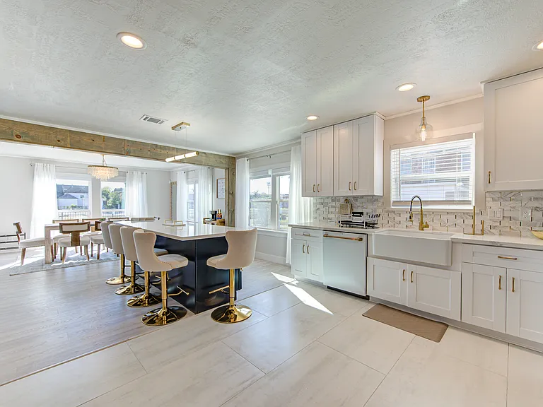 3317 Arbor St — Photo 15