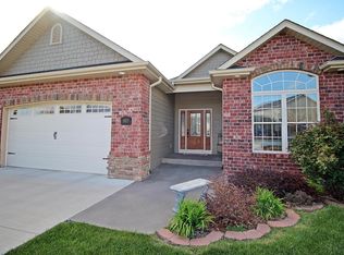 1803 Madison Park Dr, Columbia, MO 65203