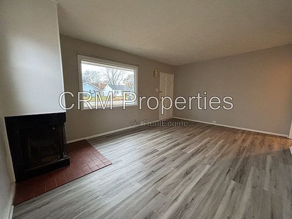 2nd image of 1036 Columbus Blvd