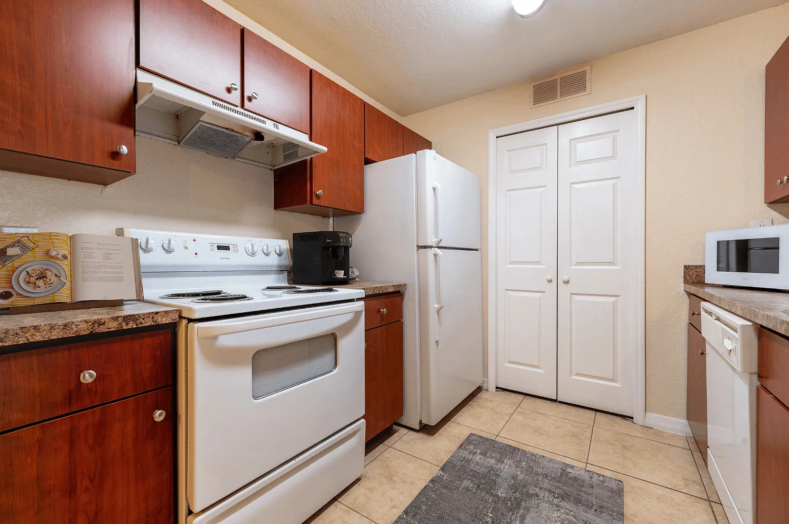 Brandywine Apartments — Photo 3