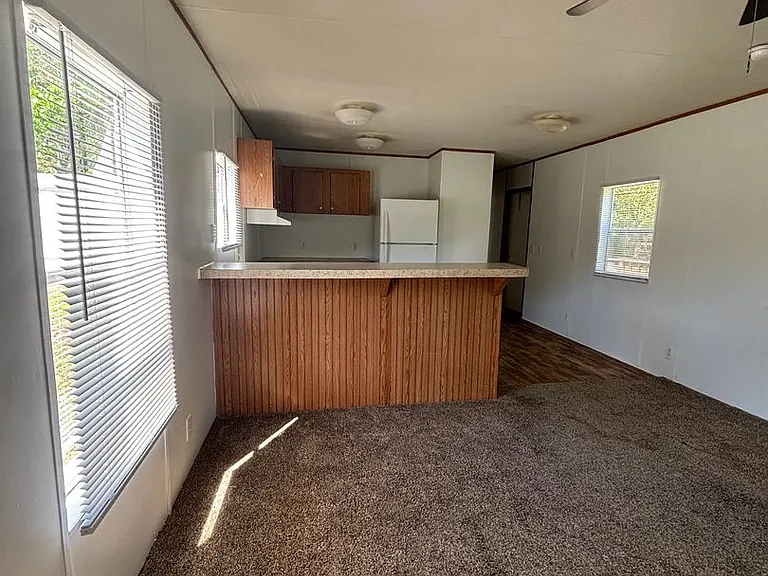 111 Mary Alice — Photo 3