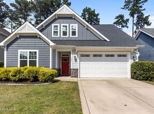 135 Moultrie Ln, Aberdeen, NC 28315
