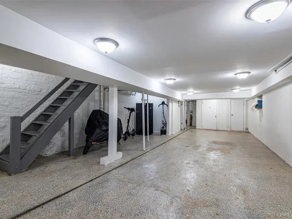 2916 Heath Avenue image 28 of 35