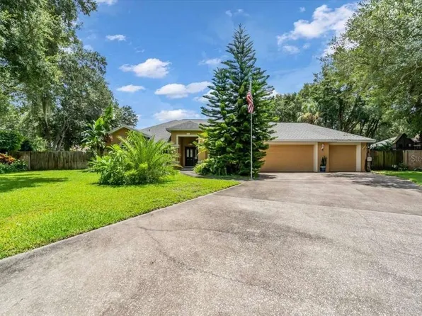 4004 Woods Pointe Way, Valrico, FL 33596