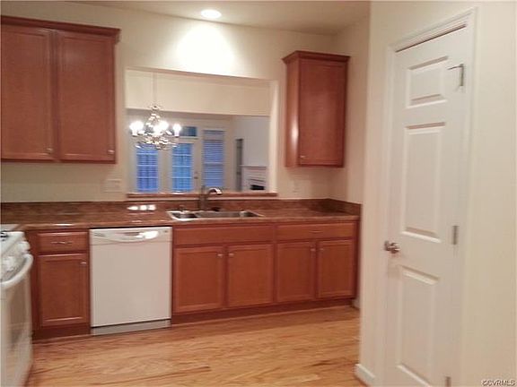 3rd image of 5415 Creek Heights Dr #16