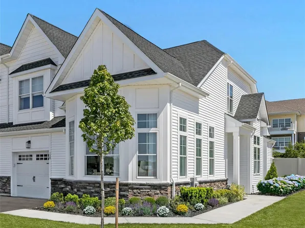 118 Juniper Lane #31, Yaphank, NY 11980