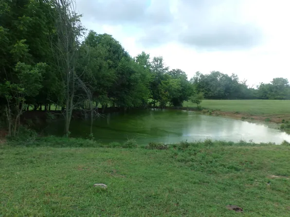 118 Shawhan Rd, Paris, KY 40361