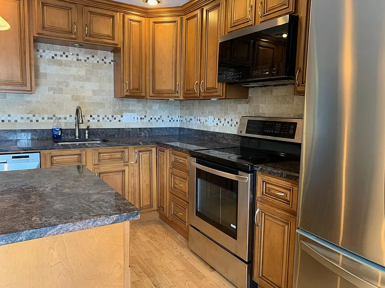 20 Oak St #5A — Photo 28