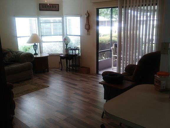 4th image of 2205 La Rosa Ln