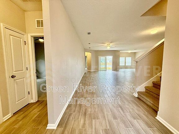 4th image of 2966 Firethorn Ave