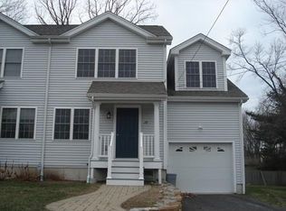 28 Vine St, Milford, MA 01757