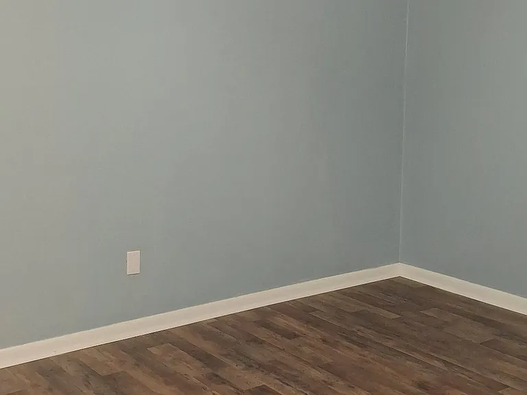 1941 Miller Ave — Photo 5