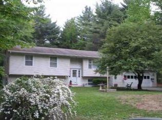 7 Amy Ln, Queensbury, NY 12804