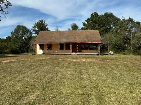 260 Norton Rd, Lumberton, MS 39455