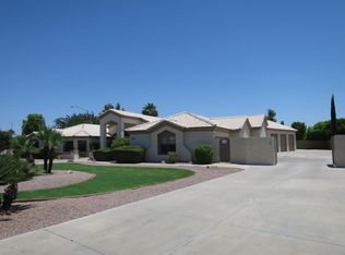 1957 N 39th St, Mesa, AZ 85205