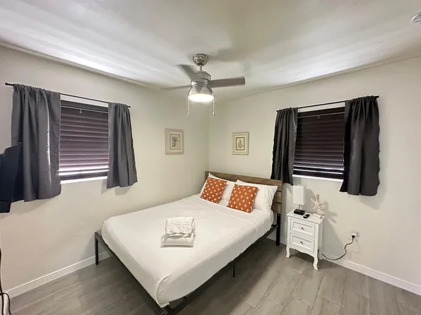 2142 Mary Sue St, Largo, FL 33774