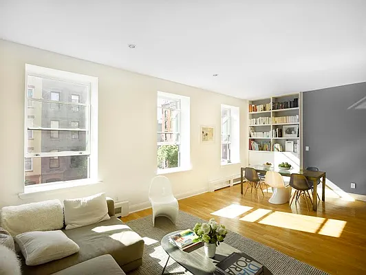 Sold by DALAZAR | media 15