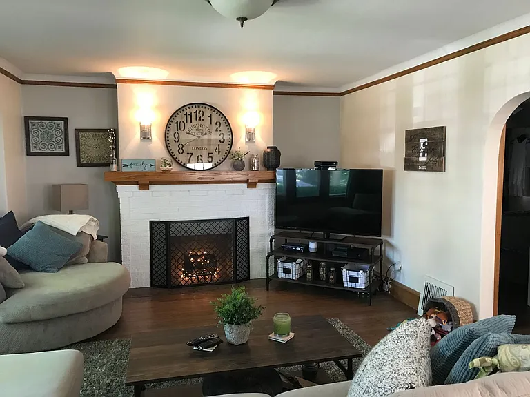 2354 N 72nd St — Photo 7