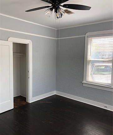 4th image of 2416 1/2 4th St