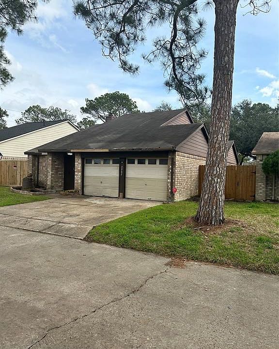 1st image of 2207 Kingston Ct