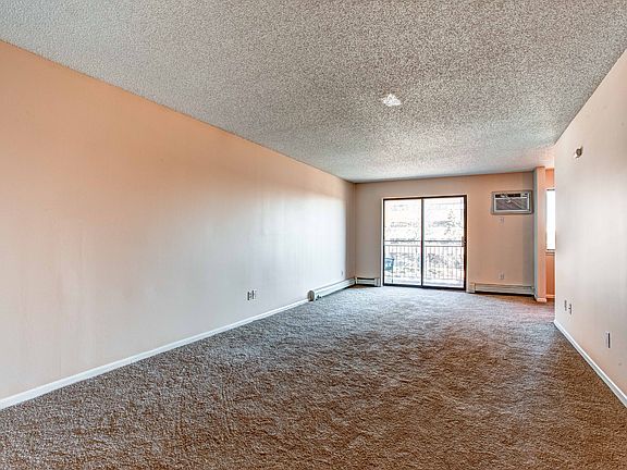2nd image of 1400 Dakota Ave S Unit 303