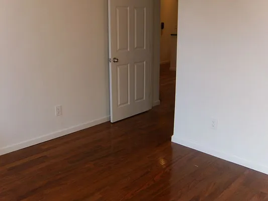 Rented by Sky Management | media 55