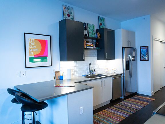 3rd image of 2525 Arapahoe St APT 311