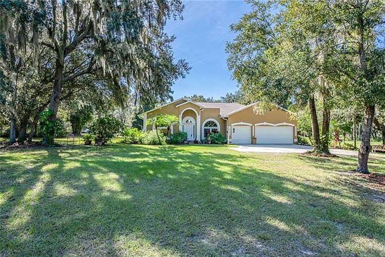 1st image of 3326 Great Oaks Blvd