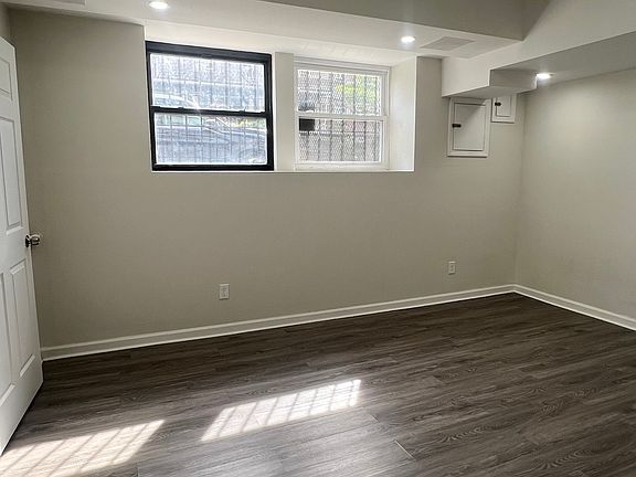 5th image of 156 S Harrison St #B1