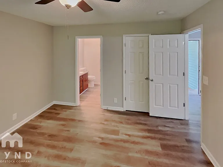 720 Bermuda Ave — Photo 12