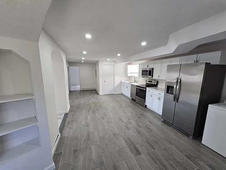 35 Hichborn St #1 — Photo 22